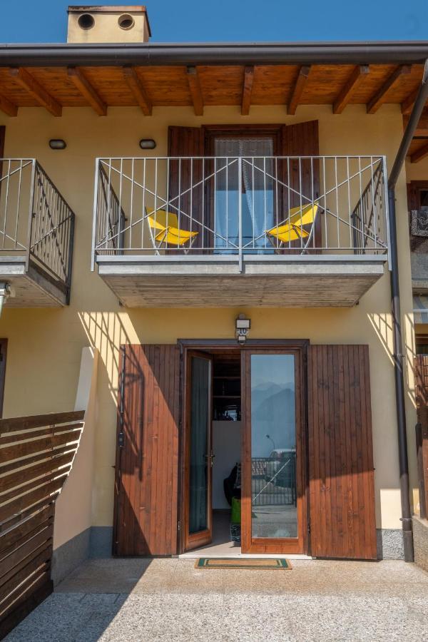 Happy Guest Apartments - Lake & Green Oasis Riva di Solto Exteriör bild